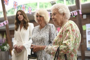 Kate Middleton, la reine Elisabeth II et Camilla, le 11 juin 2021.