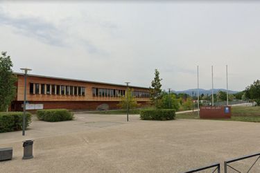 Le lycée Pierre Joël Bonté de Riom. 
