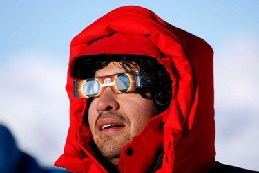 Lors de l'éclipse solaire totale, en Antarctique, le 4 décembre 2021.