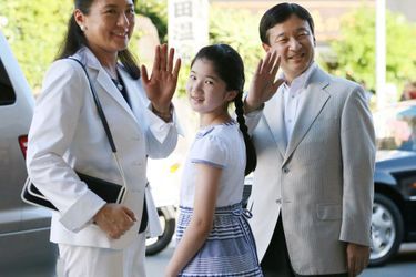 La princesse Aiko du Japon avec ses parents, le 12 août 2012
