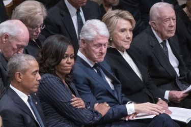 Barack Obama, Michelle Obama, Bill Clinton, Hillary Clinton et Jimmy Carter. 