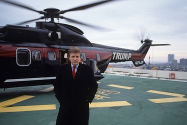 Donald Trump en 1989 devant son Puma, son jouet favori.