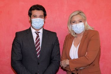  André Ventura et Marine Le Pen, ici à Paris en octobre. 