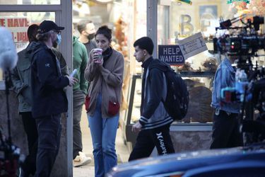 Katie Holmes en tournage à New York le 18 novembre 2021