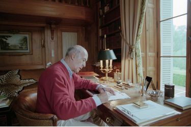 Le 15 juin 1998, Valéry Giscard d’Estaing chez lui, dans sa propriété de Authon en Sologne.