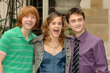 Rupert Grint, Emma Watson et Daniel Radcliffe à la première du film «Harry Potter et la coupe de feu» à Londres en octobre 2005