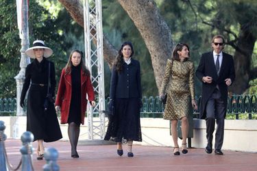 Beatrice Borromeo, Alexandra de Hanovre, Tatiana Santo Domingo, Charlotte Casiraghi et Andrea Casiraghi à la Fête nationale monégasque à Monaco le 19 novembre 2021