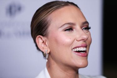 Scarlett Johansson lors de la 35ème cérémonie des «American Cinematheque Awards» à Los Angeles le 18 novembre 2021. 