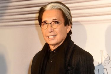 Kenzo Takada lors de sa dernière apparition publique officielle en janvier 2020 au défilé de Jean Paul Gaultier à Paris