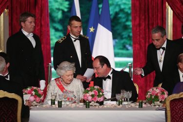 Dîner d’Etat, avec Elisabeth II, à l’Elysée le 6 juin 2014 pour le 70e  anniversaire du Débarquement. 