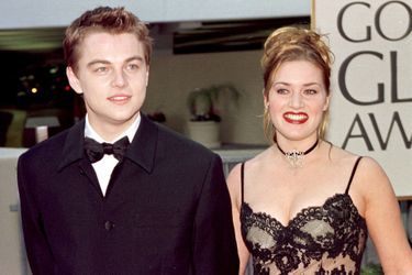 Leonardo DiCaprio et Kate Winslet en 1998.