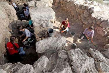Une forteresse fortifiée grecque datant d'environ 2.100 ans a été trouvée dans la forêt de Lachish, à une soixante de km au sud de Jérusalem.