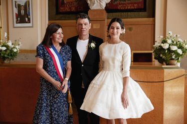 Après la cérémonie célébrée par la maire de Paris, Anne Hidalgo : « Vous êtes deux très belles personnes que j’aime et que j’admire. »
