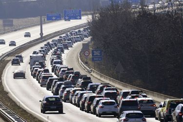 Près d'une section d'autoroute limitée à 110 km/h sur l'A43 en Savoie, en février 2019.
