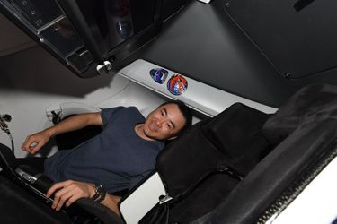 Akihiko Hoshide dans le capsule Crew Dragon.