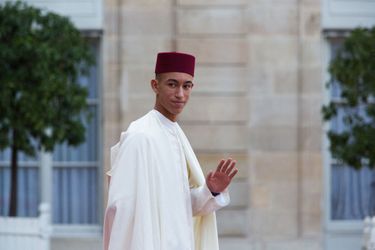 Le prince Moulay El Hassan du Maroc, dans la cour du palais de l’Elysée à Paris, le 30 septembre 2019