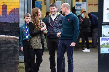 Kate Middleton et le prince William rencontrent des scouts lors d&#039;une visite pour célébrer la campagne «Scouts Promise To The Planet» à Alexandra Park Sports Hub, Glasgow, en marge du sommet de la Cop26 le 1 novembre 2021