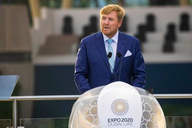 Le roi Willem-Alexander des Pays-Bas inaugure le Pavillon néerlandais à l'Exposition universelle de Dubaï, le 3 novembre 2021
