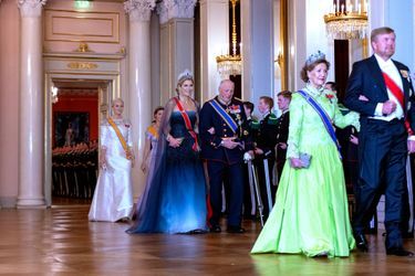 La reine Sonja, le roi Willem-Alexander, la reine Maxima, le roi Harald V et les princesses Mette-Marit et Märtha Louise à Oslo, le 9 novembre 2021