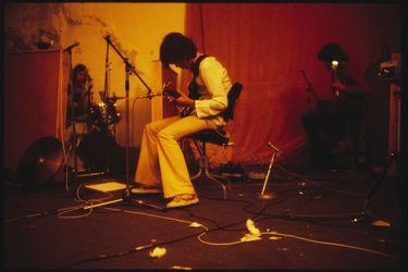 Les Rolling Stones, vu par Dominique Tarlé, lors des six mois passés dans la Villa Nellcote, sur la Côte d&#039;Azur, pour l’enregistrement de leur album « Exile on Main Street », en 1971.