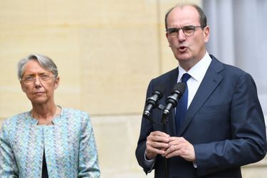 La ministre du Travail Elisabeth Borne et le Premier ministre Jean Castex à Matignon, vendredi dernier.