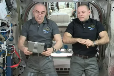 Anatoli Ivanichine et Ivan Vagner à bod de l&#039;ISS.