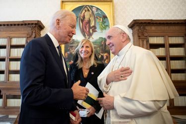 Jill et Joe Biden ont rencontré le pape François au Vatican, le 29 octobre 2021.