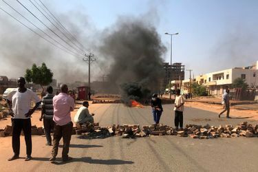 Manifestation contre le coup d&#039;Etat à Khartoum, au Soudan, le 25 octobre 2021.