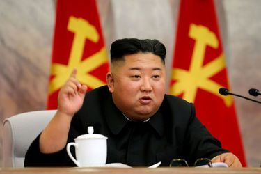Le dictateur nord-coréen, Kim Jong Un, dans un cliché diffusé dimanche par l'agence de presse officielle de la Corée du Nord.