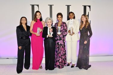 Eva Longoria, Gal Gadot, Rita Moreno, Halle Berry, Jennifer Hudson et Nina Garcia (rédactrice en chef du «Elle») aux Elle Women In Hollywood à Los Angeles le 19 octobre 2021