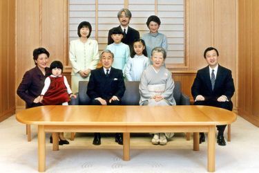 La princesse Mako du Japon avec la famille impériale, le 16 décembre 2003