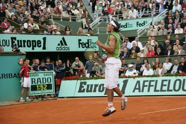 Rafael Nadal remporte son premier tournois du Grand Chelem en 2005.