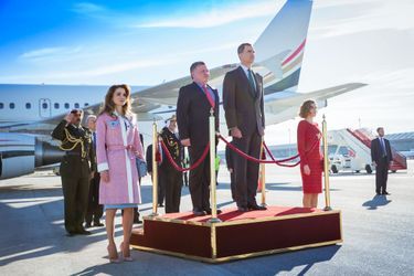 La reine Rania et le roi Abdallah II de Jordanie avec la reine Letizia et le roi Felipe VI d'Espagne, le 19 novembre 2015