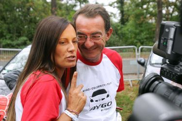 Nathalie Marquay et Jean-Pierre Pernaut lors d'un rallye à Saint-Cloud en septembre 2005