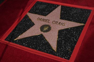 L'étoile de Daniel Craig sur le Hollywood Walk of Fame à Los Angeles le 6 octobre 2021 