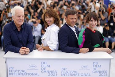 Sophie Marceau, André Dussolier, François Ozon et Géraldine Pailhas lors du photocall de "Tout s'est bien passé". 