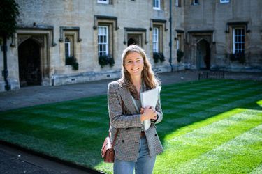 La princesse héritière Elisabeth de Belgique étudiante à Oxford, le 27 septembre 2021. Photo diffusée le 4 octobre 2021