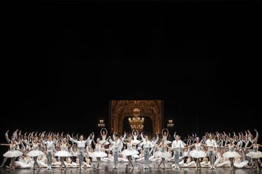 Le traditionnel Gala d’ouverture de la saison de danse de l’Opéra national de Paris imaginé par Aurélie Dupont s’est tenu au Palais Garnier le vendredi 24 septembre.