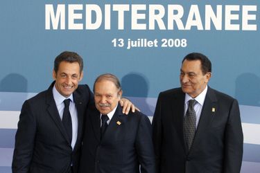 Nicolas Sarkozy, Abdelaziz Bouteflika et Hosni Moubarak en juillet 2008