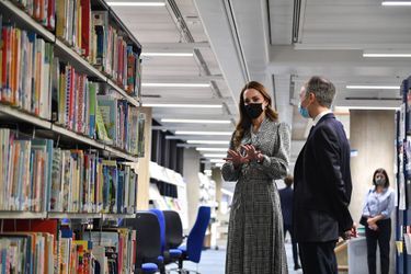 Kate Middleton en visite à l'University College de Londres le 5 octobre 2021