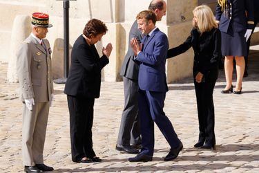 Roselyne Bachelot, Jean Castex, Emmanuel et Brigitte Macron lors de l&#039;hommage à Jean-Paul Belmondo le 9 septembre 2021.
