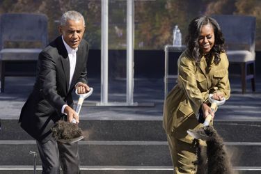 Barack et Michelle Obama à Chicago, le 28 septembre 2021.