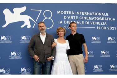 L'équipe du film « Les Illusions perdues » à la 78ème Mostra de Venise, dimanche 5 septembre 2021.