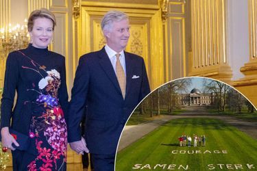 La reine Mathilde et le roi des Belges Philippe à Bruxelles le 18 décembre 2019. En vignette avec leurs enfants, vidéo diffusée le 5 avril 2020 