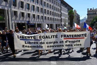 Manifestation contre le pass sanitaire à Marseille, samedi 4 septembre 2021. 