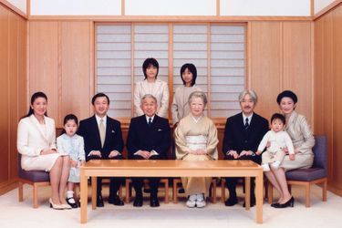 Le prince Hisahito du Japon avec la famille impériale, le 28 décembre 2007