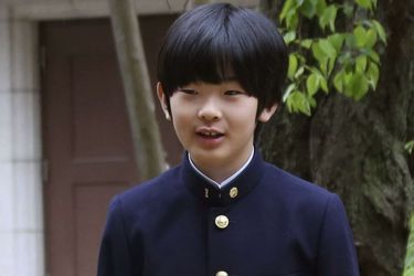Le prince Hisahito du Japon pour son premier jour au collège, le 7 avril 2019