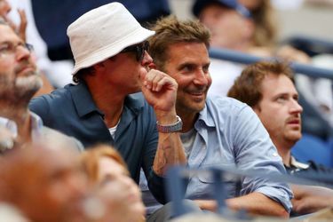 Brad Pitt et Bradley Cooper devant la finale de l&#039;US Open à New York. 