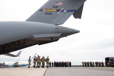 Hommage aux soldats américains tués à Kaboul, sur la base de Dover, dans le Delaware, le 29 août 2021.