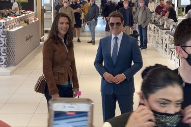 Hayley Atwell et Tom Cruise au Grand Central de Birmingham le 22 août 2021